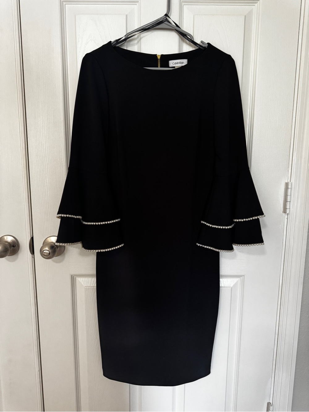 Calvin Klein Tiered Bell Sleeve Dress Sz 4